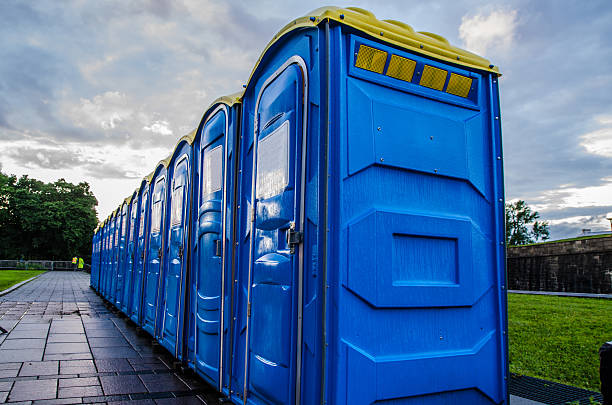 Affordable portable toilet rental in Pacific, MO
